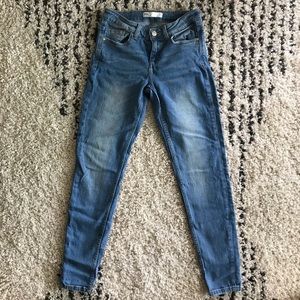 Zara 8” Mid-Rise Skinny Jeans
